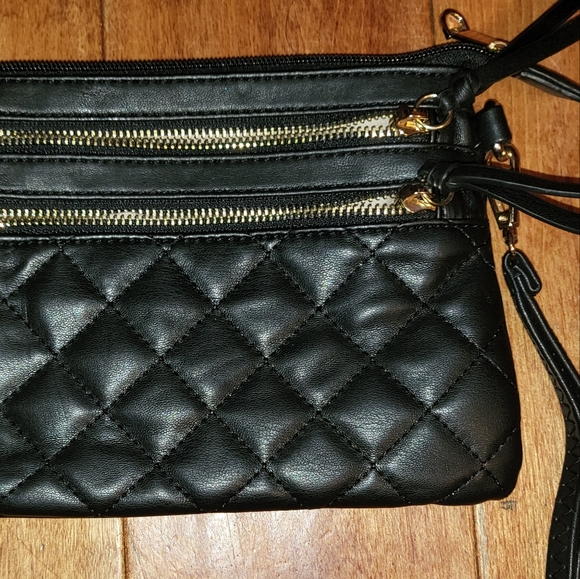 Black clutch purse - Picture 4 of 8